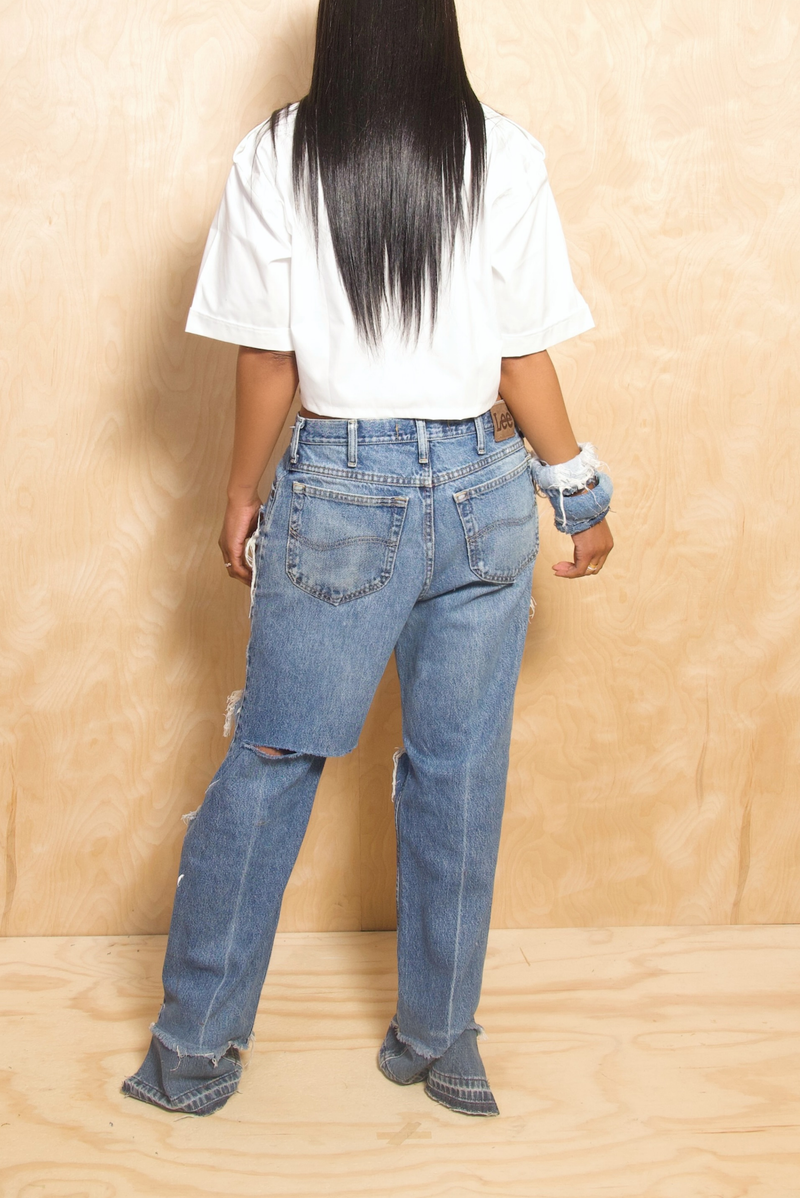 Medium washed Painted Distressed Ripped Levi jeans