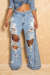 *Wide leg super distress hole light Levi jeans (38-11/12) - FINAL SALE