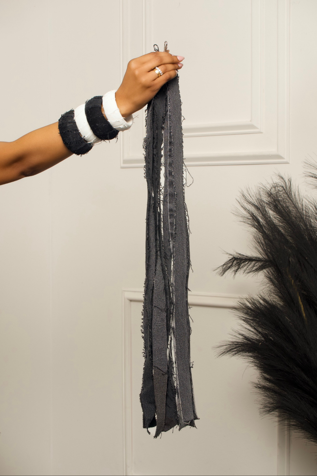 Black and Ashy gray tassle fringe accessory – iAMMI
