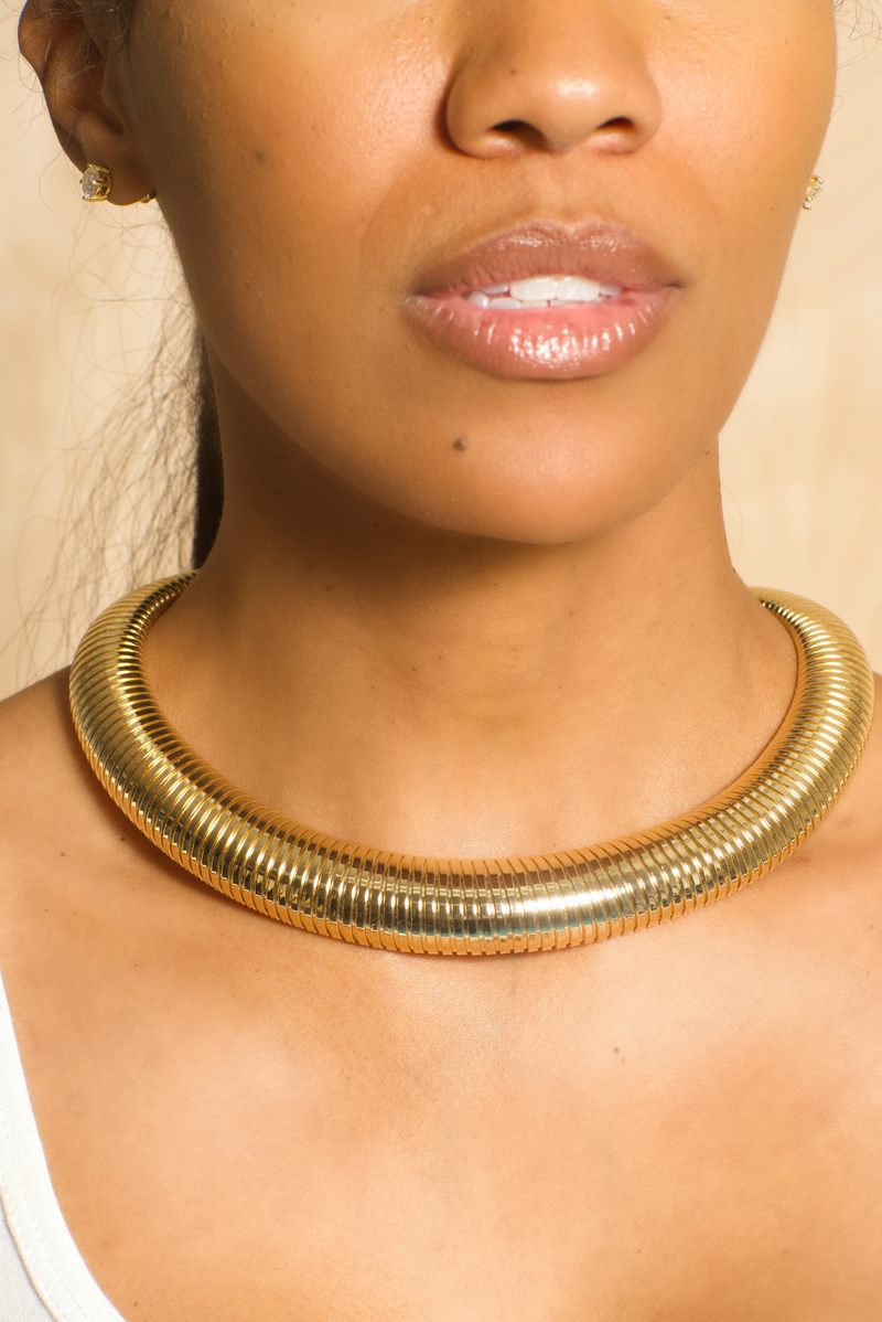 *Chic Gold Embrace Choker Necklace FINAL SALE