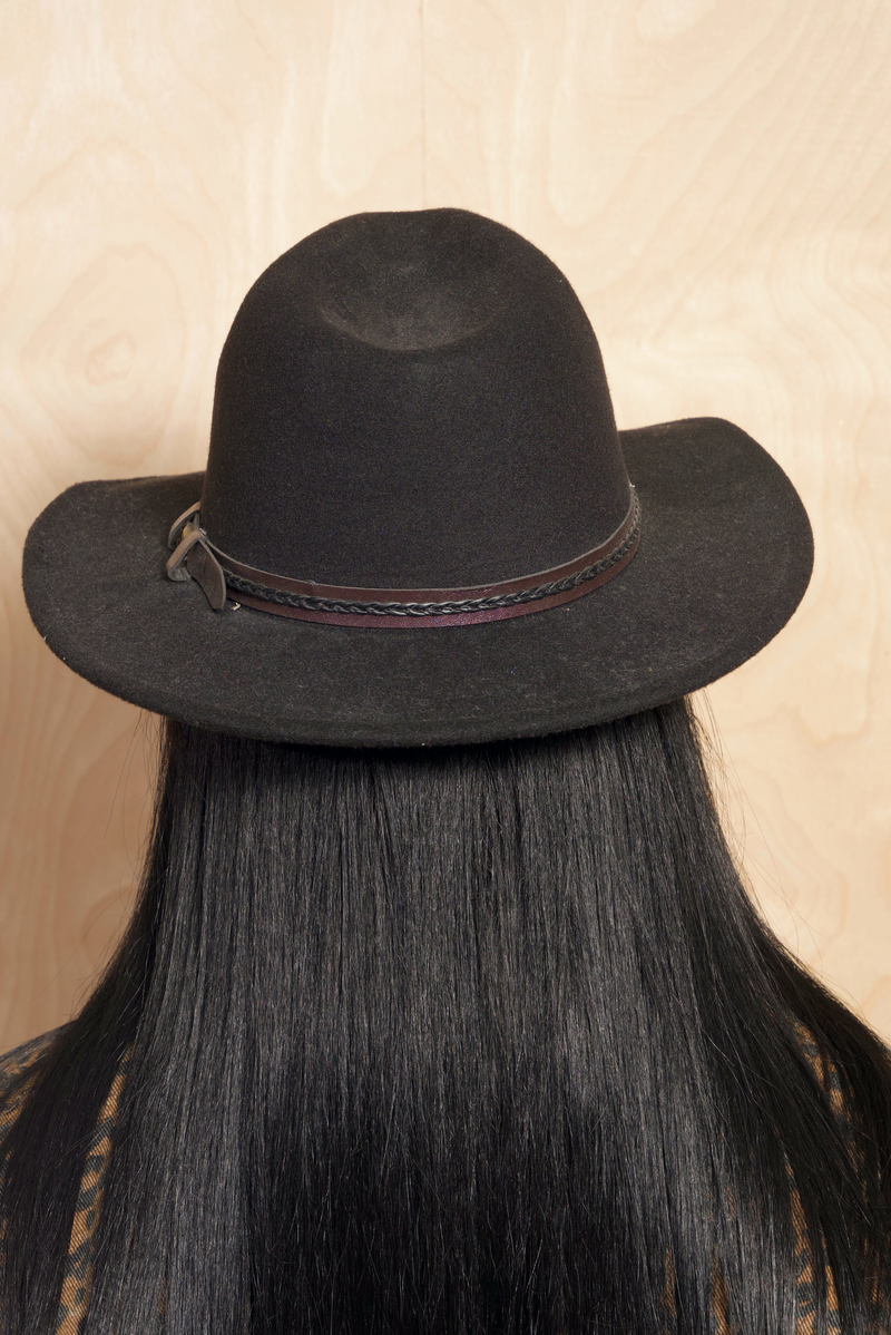 Black wool brown belted hat