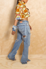Medium washed slits Ripped Levi jeans (Tall Girl Friendly)