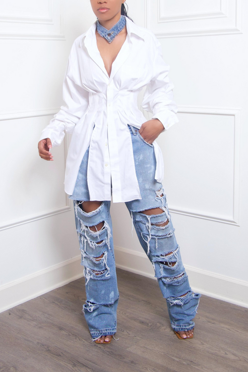 Light washed Bleached Ripped Levi jeans (Tall Girl Friendly)