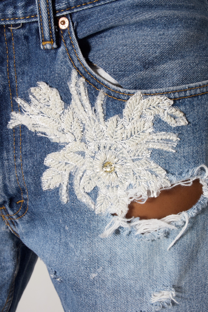 White beaded embellished denim Levi jeans (36w/36L)